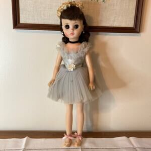 Vintage 70s Madame Alexander 17" Elise Ballerina #1745 (1970) or #1715 (1971)